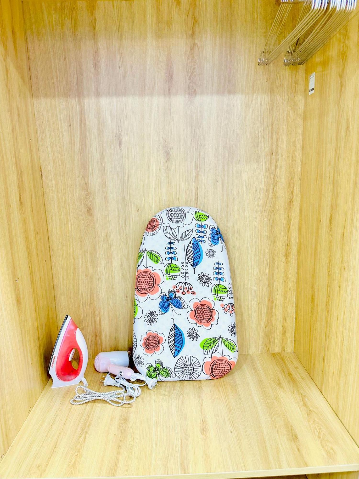 Spacious 1 Bedroom With Balcony * TP. Hồ Chí Minh